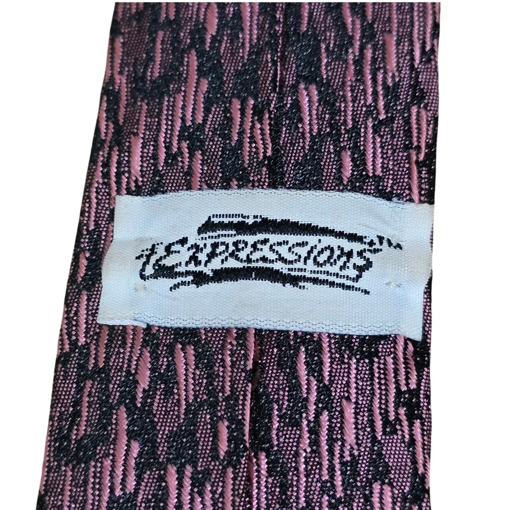 VTG Expressions Mens Pink Black Abstract Textured‎ Weave 80s Skinny Necktie